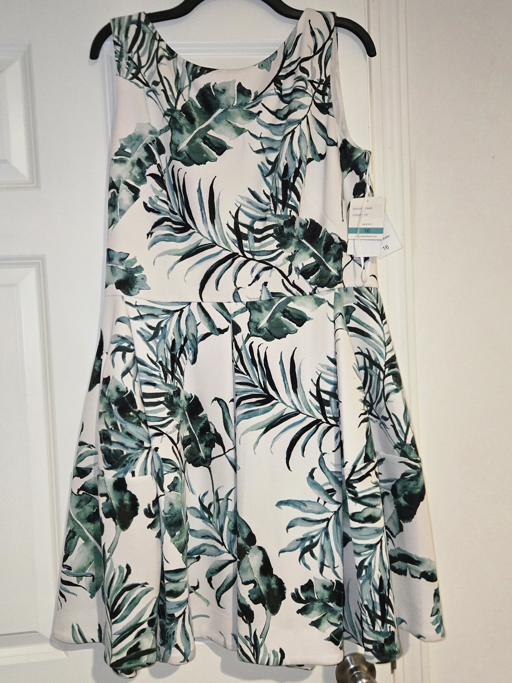 Taylor Dresses White Dress with Green Leaf Print
